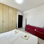 Sealine Larnaca