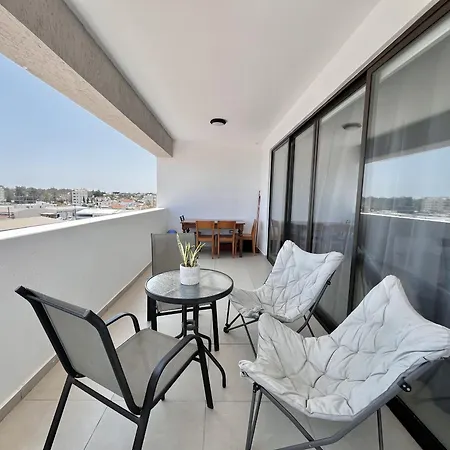 Sealine Larnaca